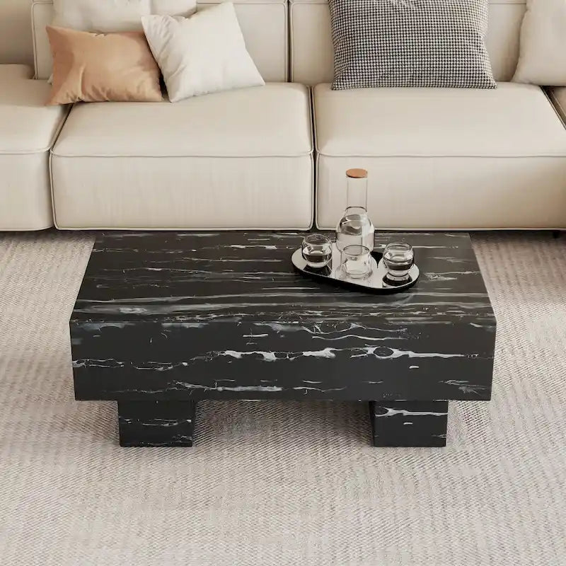 Moderner schlichter Couchtisch aus MDF mit Strukturaufkleber