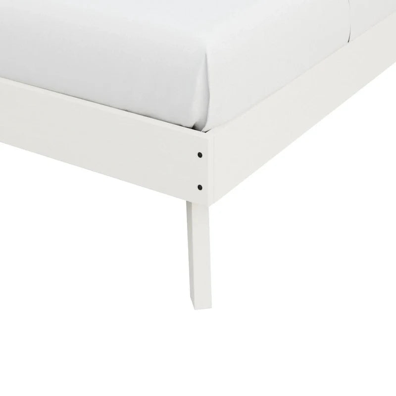 Bett mit Plattform aus Holz im Mid-Century-Stil
